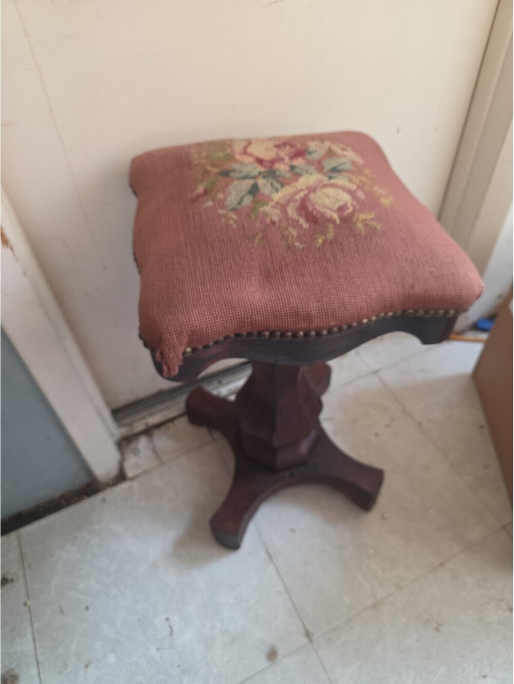 Antique Empire Walnut Adjustable Piano Stool Victorian Needle Point
